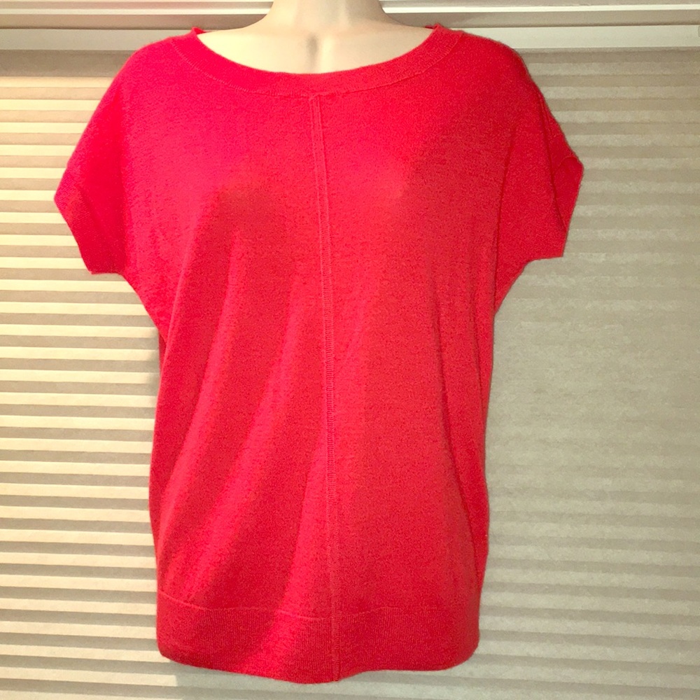 Orange short sleeve lightweight sweater size M